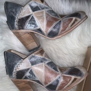 freebird by Steve Madden size 9 geometric booties